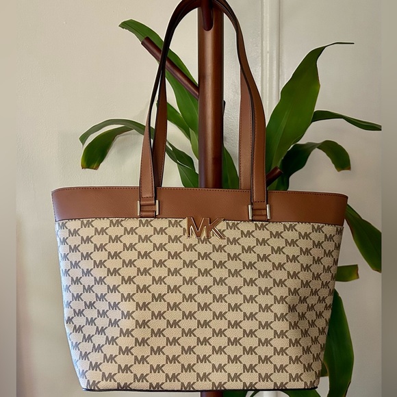 Michael Kors MK Florence Tote Satchel Bag Purse | Top Zip Zipper | TAG ON - Picture 3 of 5